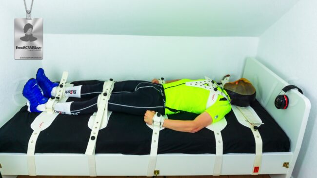 EmoBCSMSlave Tied Up in Segufix