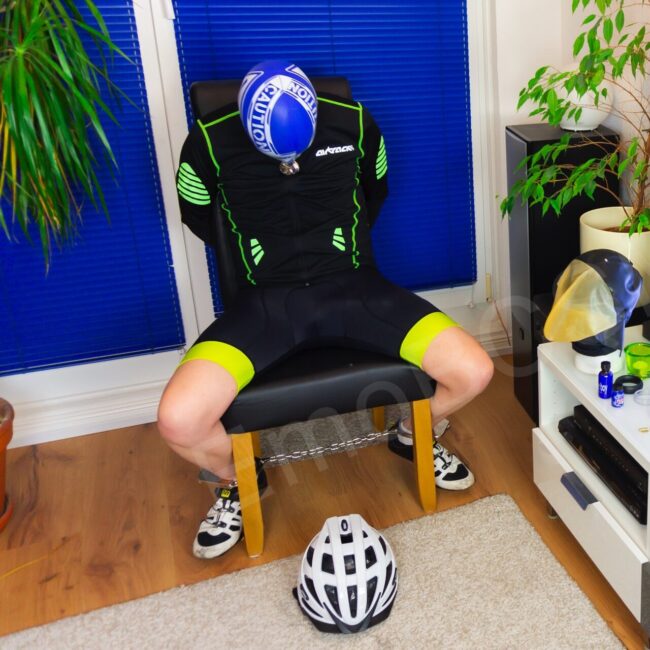 EmoBCSMSlave's Cyclist SwimCap Breathplay Session